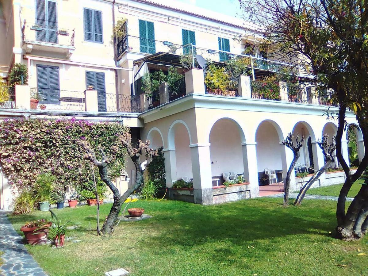 Lorenzo Apartment Levanto Exterior foto